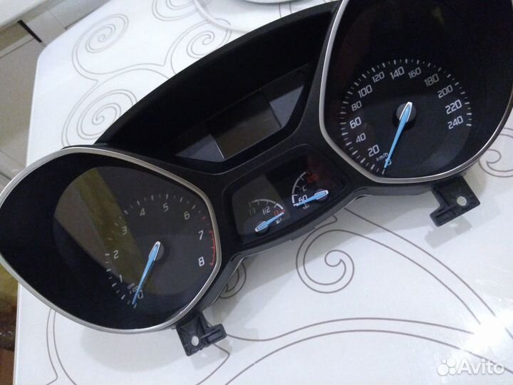 Приборка форд