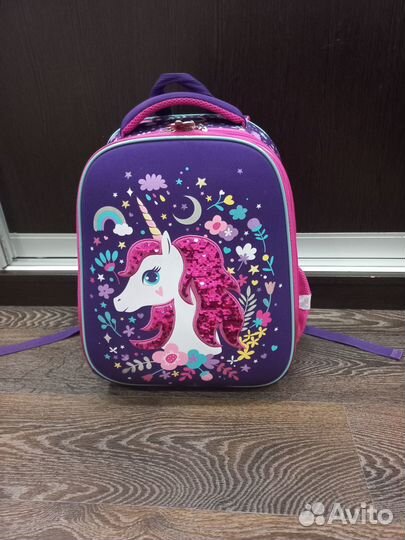 Рюкзак школьный