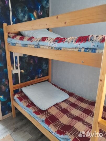 Двухъярусная кровать бу с матрасами