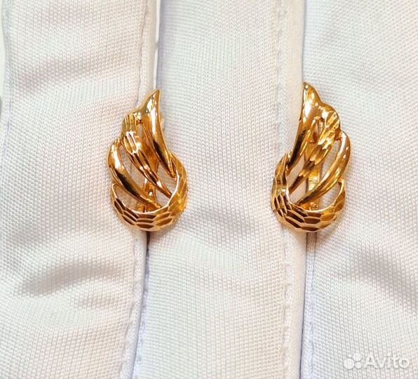 Золотые серьги