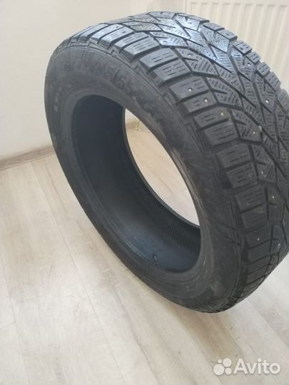 Gislaved NordFrost 100 215/55 R17 98T