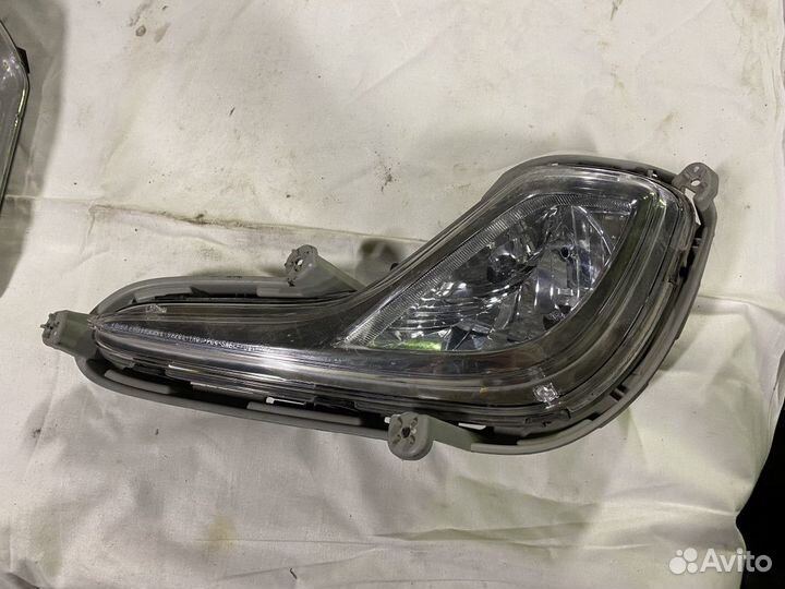 Фара противотуманная левая Hyundai Solaris I (2010