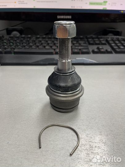 Шаровая верхняя vw T4