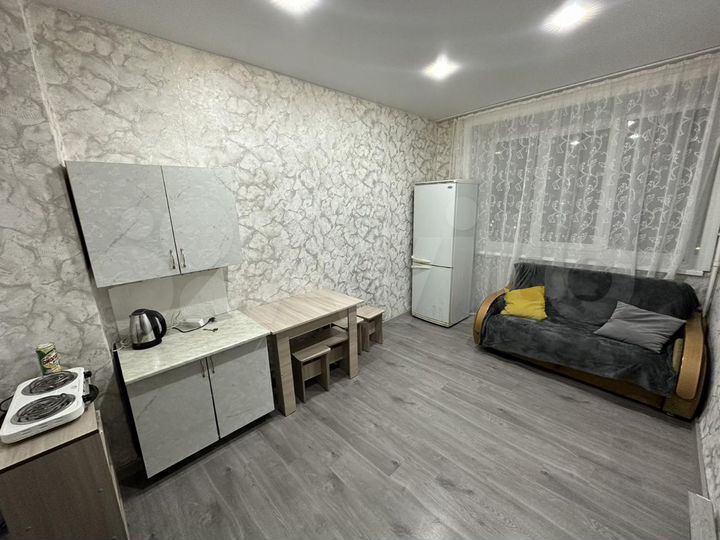 Комната 14 м² в 8-к., 3/4 эт.