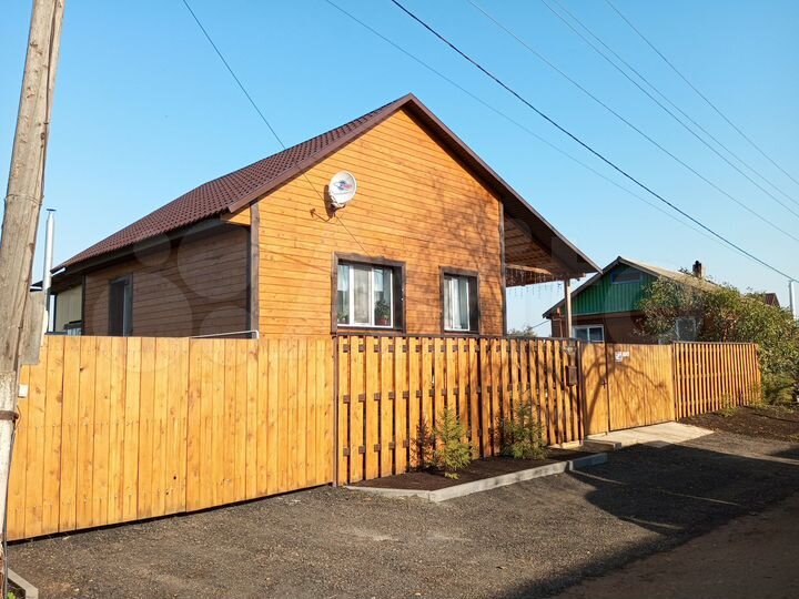 Дом 100 м² на участке 14 сот.