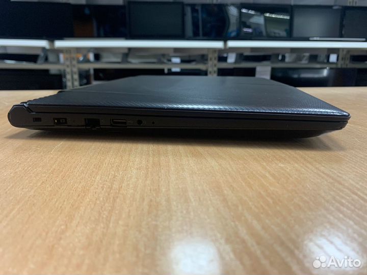 Lenovo/i7 7700/8GB/GTX1050/1000GB/15.6 IPS FHD