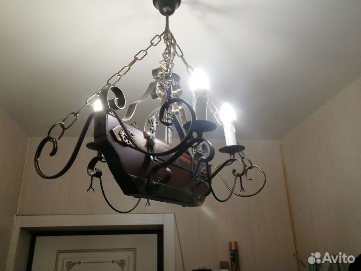 Люстра корабль