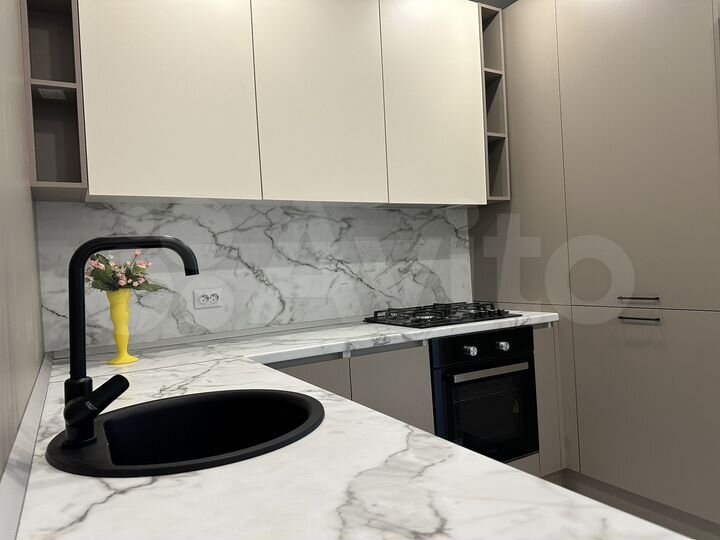 2-к. квартира, 62 м², 14/15 эт.