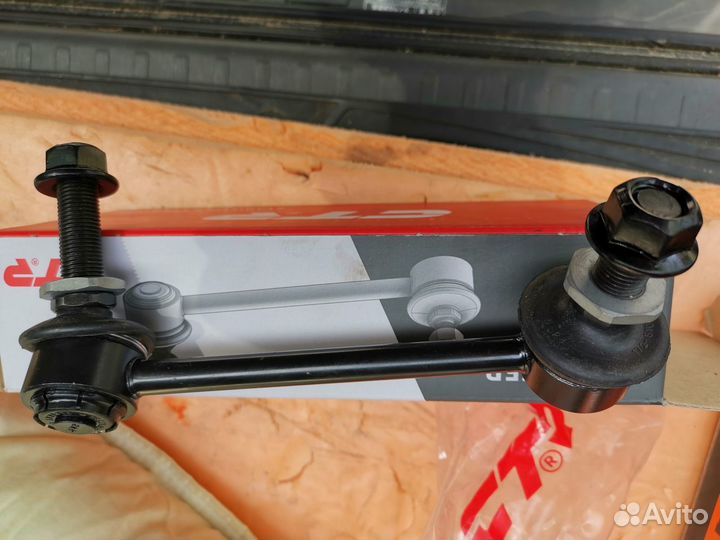 Стойка стабилизатора CTR CL0574