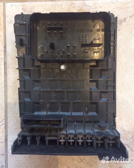 Блок предохранителей Skoda Octavia A5