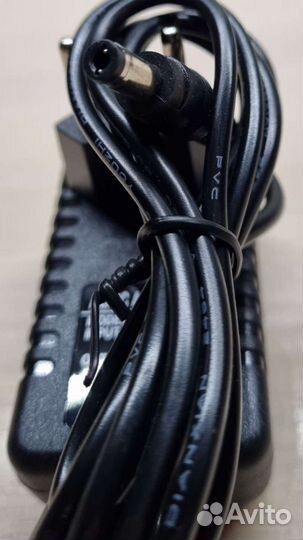 Блок питания 3 вольта 2 ампера (3v 2a) 5.5x2.5