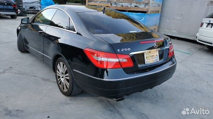 Авто на разбор Mercedes-Benz E-Class C207 271.860