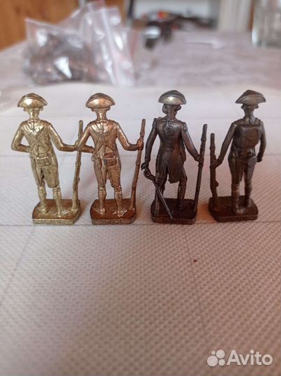 Киндер сюрприз солдатики USA