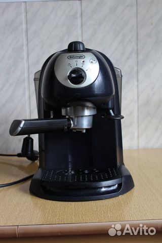 Кофемашина delonghi EC190