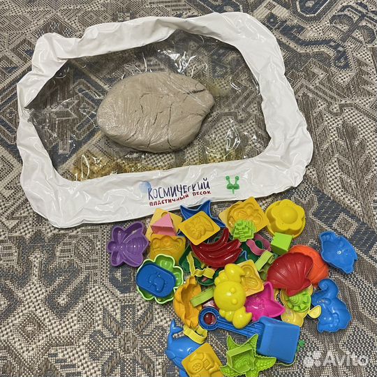 Кинетический песок с песочницей