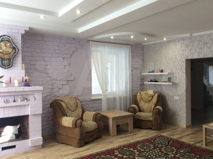 Дом 160 м² на участке 9 сот.