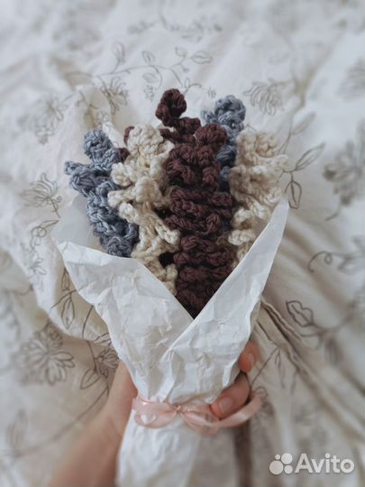 Букет вязаный