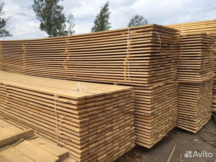 Доска обрезная естественной влажности хвоя 1 сорт