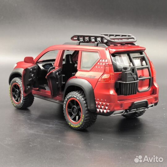 Металлическая машина Toyota Prado