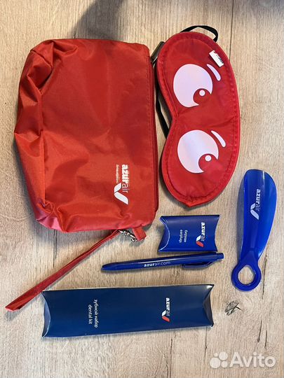 Дорожный набор бизнес-класса Azur Air