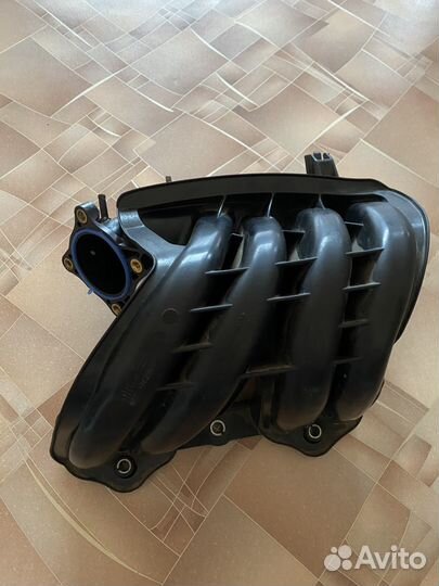 Впускной коллектор