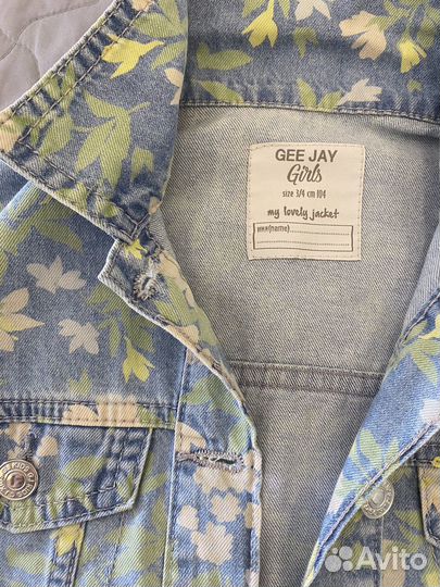 Джинсовая куртка на девочку 104