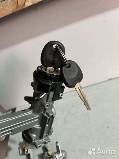 Замок зажигания Getz Hyundai Гетц 1.4 2008