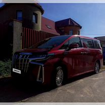 Toyota Alphard 2.5 CVT, 2019, 131 000 км, с пробегом, цена 4 300 000 руб.