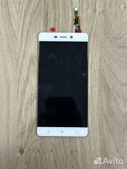 Дисплей белый Xiaomi Redmi 4 новый