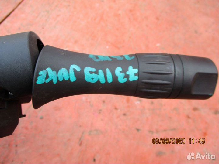 Гитара дворников левая Nissan Juke YF15 HR15