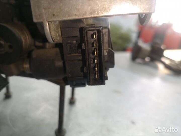 Моновпрыск VW Golf III гольф 3 V-1.6 ABU