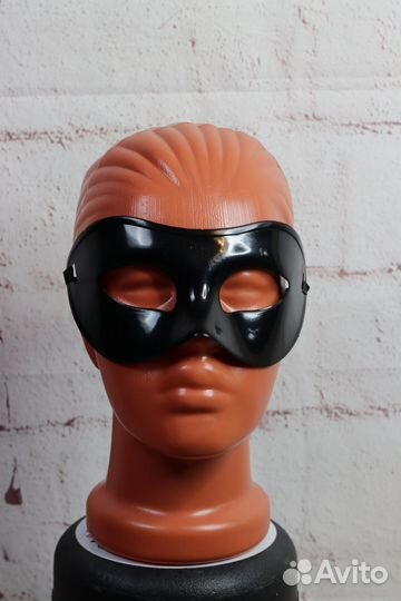 Маска карнавальная мужская черная