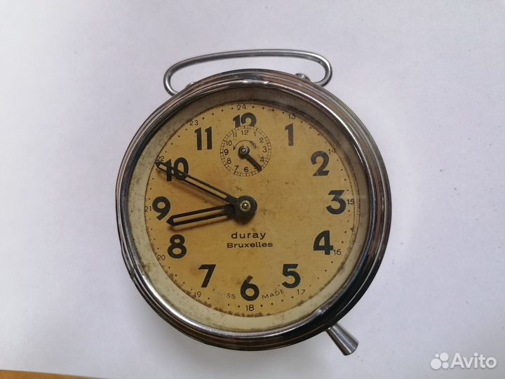Часы будильник