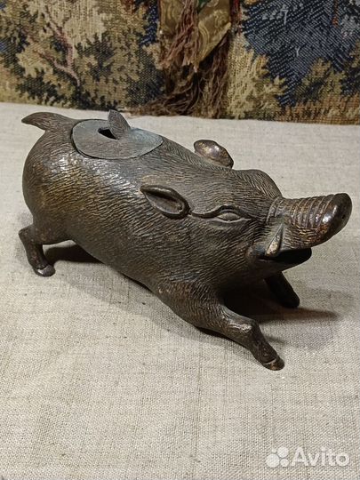 Курильница бронза кабан