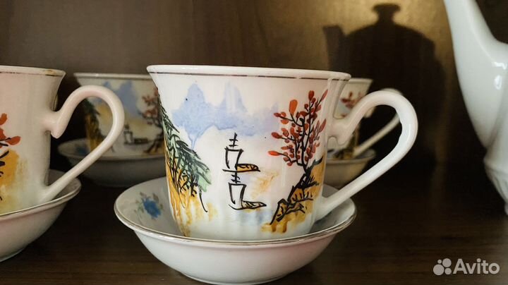 Антикварный сервиз