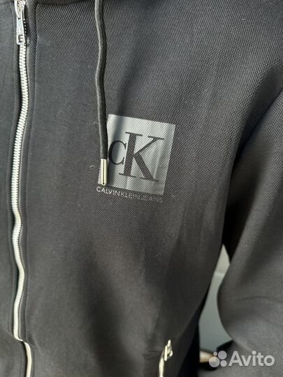 Спортивный костюм мужской Calvin Klein