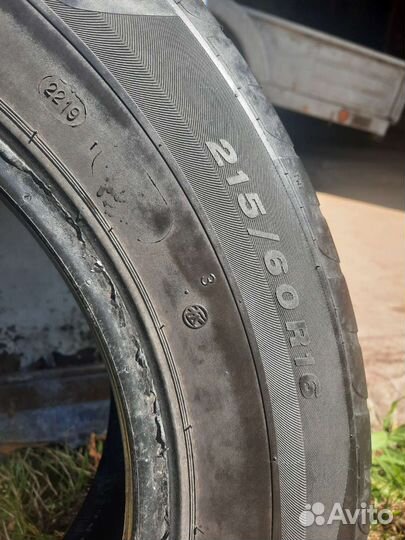 Viatti Strada Asimmetrico 215/60 R16