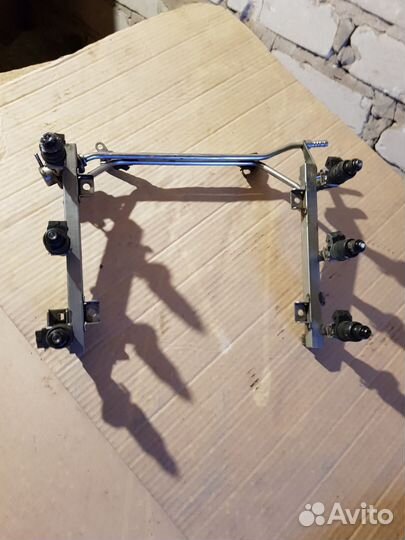 Топливная рампа Audi A6 с5-98г