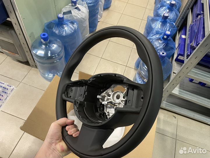 Оригинальный руль с подогревом volvo