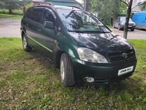 Toyota Avensis Verso 2.0 MT, 2002, 350 000 км, с пробегом, цена 850 000 руб.