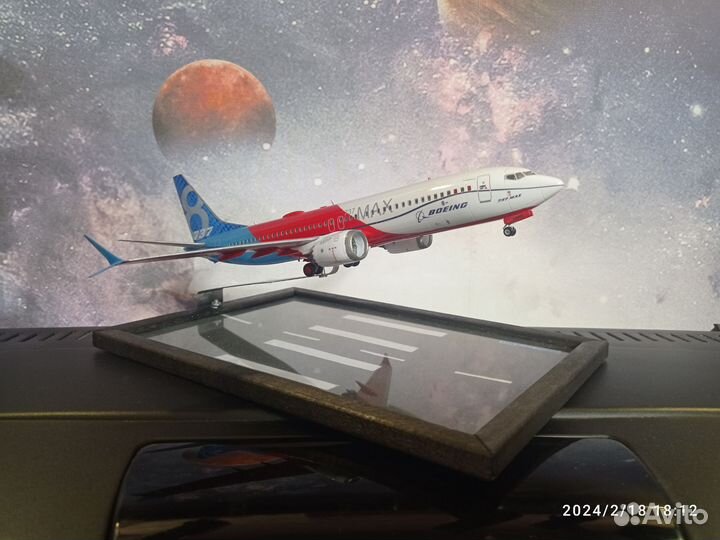 Сборная модель самолета боинг 737