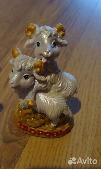 Статуэтка полистоун