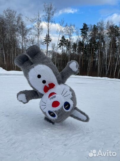 Белый мишка на праздник