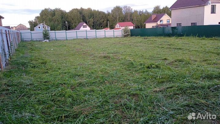 Покос травы триммером
