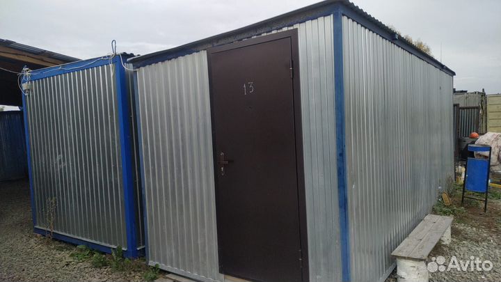 Жилые вагончики б/у