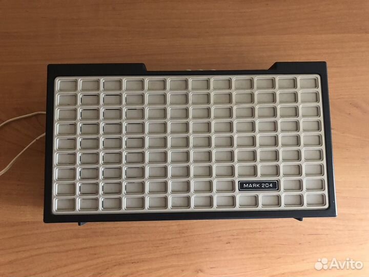 Приёмник трёхпрограмный Маяк 204