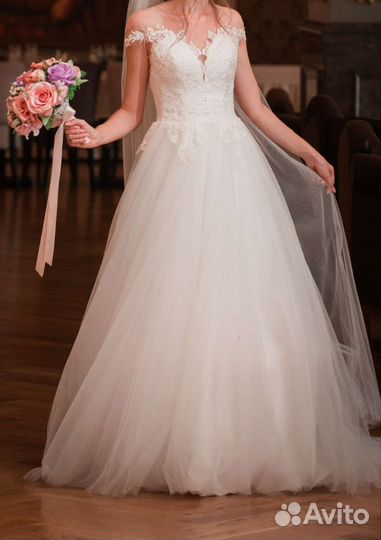 Продам свадебное платье. Фата в подарок