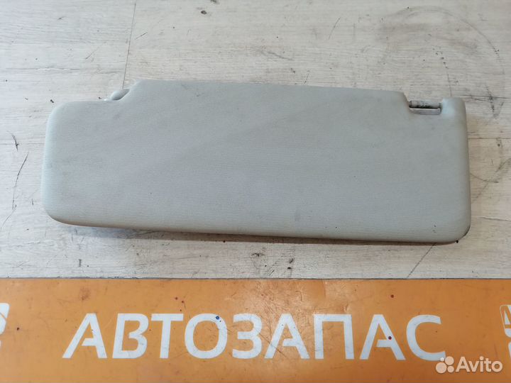 Козырек солнцезащитный Skoda Rapid Рапид ручка