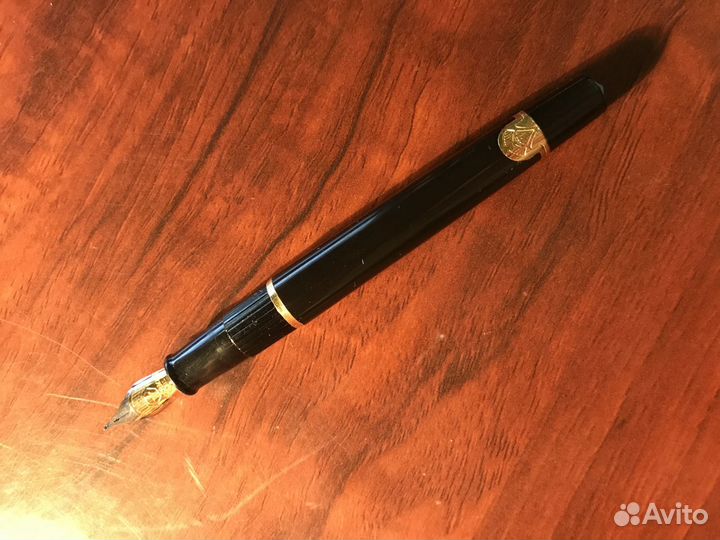 Перьевая ручка Waterman