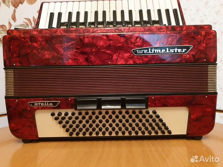 Аккордеон Weltmeister Stella. Размер 7/8. Видео